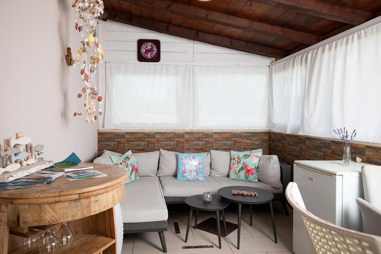 Holiday House Bilos Воднян Екстериор снимка
